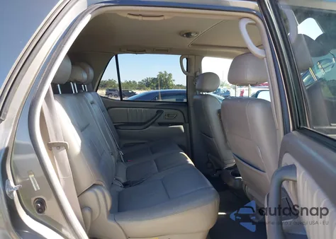 2004 Toyota Sequoia Limited z USA, uszkodzony, nr VIN 5TDBT48A84S222051